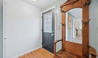 2219 Woodland Trace St, Austintown, OH 44515
