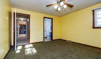 38 Greenwood Rd, North Kingstown, RI 02852