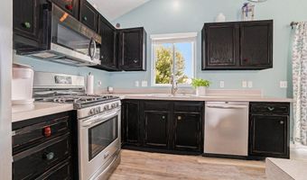 10913 Douglas Dr, Allendale, MI 49401