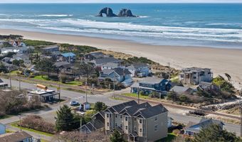549 S FRONT St, Rockaway Beach, OR 97136