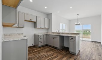 905 Bennington Dr, Box Elder, SD 57719