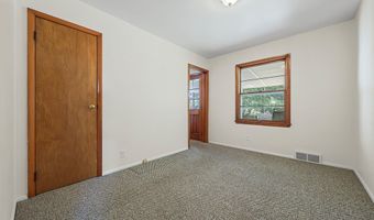 357 Maplewood Dr, Alliance, OH 44601