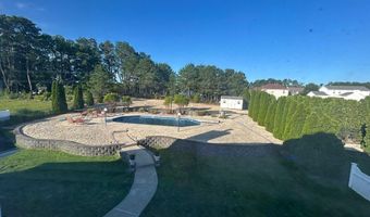 15 Hannah Lee Rd, Barnegat, NJ 08005