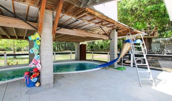 14 Mickey D Ln, Beaufort, SC 29907