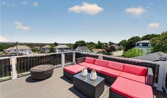 318 Farmington Ave, Cranston, RI 02920