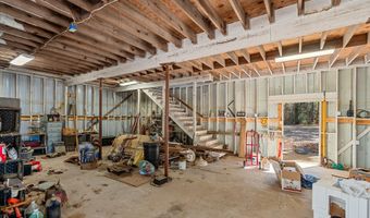 136 Scarborough Rd, Benton, LA 71006