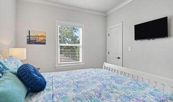 4059 Robin St, Bay St. Louis, MS 39520