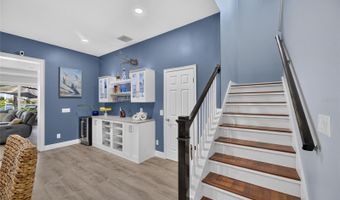 5216 POINT HARBOR Ln, Apollo Beach, FL 33572