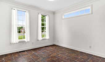 203 Heighton Ct, Alcoa, TN 37701