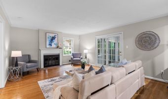 1 ORCHARD Way S, Potomac, MD 20854