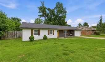 703 NW J St, Bentonville, AR 72712