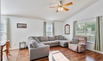 1006 W Del Rio St, Alpine, TX 79830