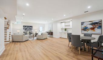 6508 CALLANDER Dr, Bethesda, MD 20817