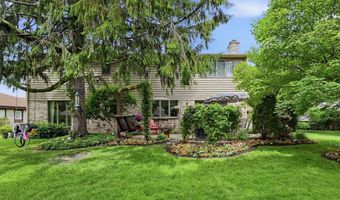 1411 W Allison Ct, Arlington Heights, IL 60005