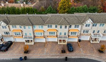 47 White Oak Ln, Aberdeen, NJ 07747