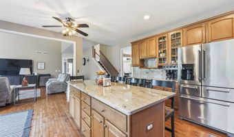 531 Brookside Ave, Algonquin, IL 60102