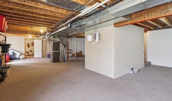 1019 11th Ave SE, Altoona, IA 50009