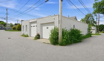 34 Clifton Ave, Ansonia, CT 06401
