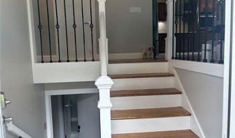 23 Granite St, Johnston, RI 02919