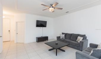 6256 CAMINO Dr, Apollo Beach, FL 33572