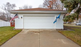 2915 S GLADYS Ave, Appleton, WI 54915