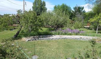 271 Jefferson St, American Falls, ID 83211