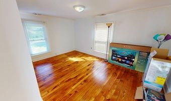 24287 FRONT St, Accomac, VA 23301