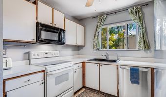 15 Kulanihakoi St 15D, Kihei, HI 96793