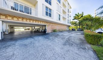 9270 W Bay Harbor Dr 5D, Bay Harbor Islands, FL 33154