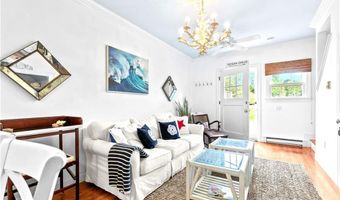 97 Narragansett Ave C3, Newport, RI 02840