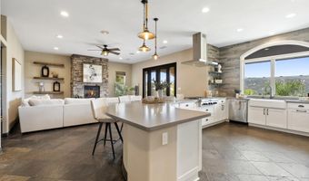 1101 Sierra Linda, Escondido, CA 92025