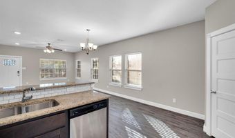 322 S Watson St, Alvarado, TX 76009