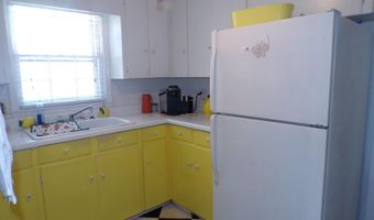 120 Bradley Ave, Bishopville, SC 29010