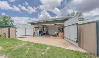 1201 NW 8th Pl, Andrews, TX 79714