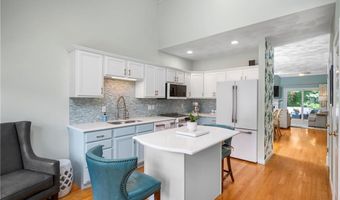 130 Bear Hill Rd 302, Cumberland, RI 02864