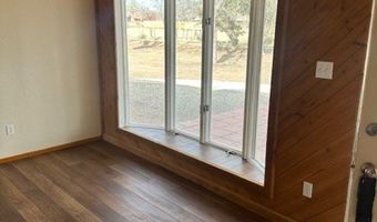 706 W Cherry Ln, Carlsbad, NM 88220