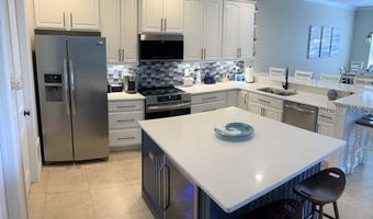 6419 KEY ISLAND Ave, Apollo Beach, FL 33572