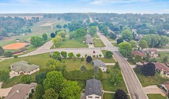 405 W GREENFIELD Ave, Algoma, WI 54201
