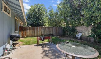 2520 Jason Ct, Anderson, CA 96007