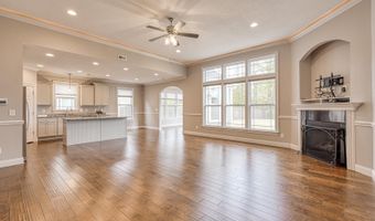 768 Sterling Dr, Boiling Springs, SC 29316