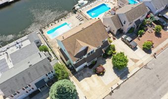 71 Top Sail Ct, Bayville, NJ 08721