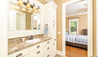 230 Eastwood Dr, Brandon, MS 39042