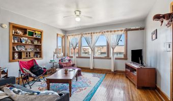 101 W 1st, Dyersville, IA 52040