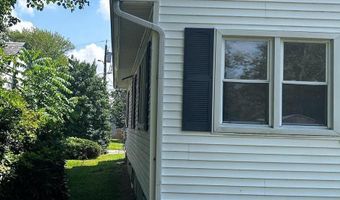 12 WISTAR St, Claymont, DE 19703