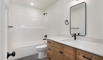 502 Lacey Ln A, Belgrade, MT 59714