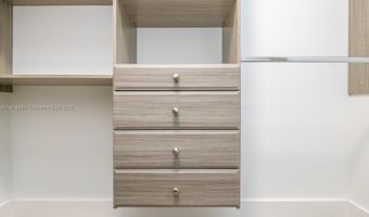 20729 NE 32nd Ave, Aventura, FL 33180