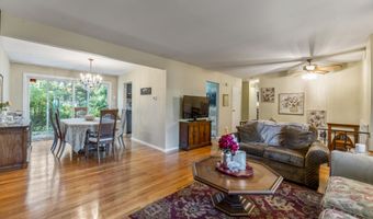 26 Warren Dr, Aberdeen, NJ 07747