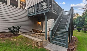1267 Clear Stream Rdg, Auburn, GA 30011