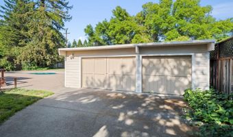 3464 Wallace Rd, Santa Rosa, CA 95404