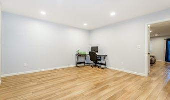 10 Augusta Dr 9, Alloway, NJ 07462